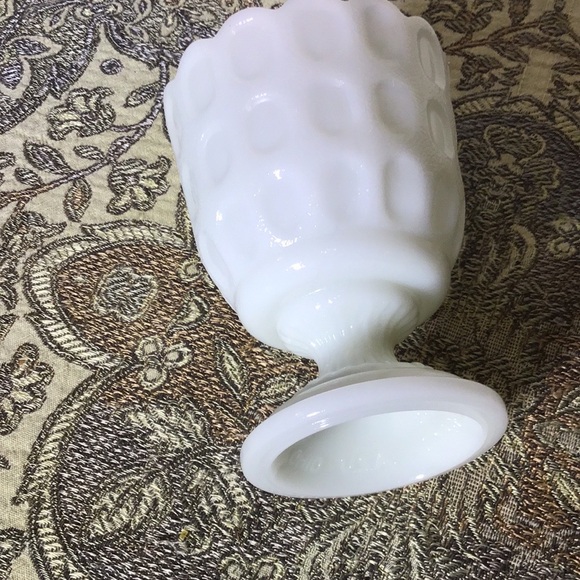 Milk Glass vintage EI Brody authentic pedestal goblet style thumprint texture - Picture 6 of 6
